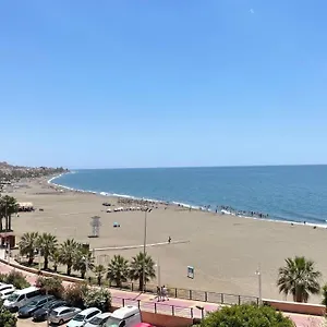 https://moderno-piso-a-pie-de-playa-3-dormitorios-con-wifi.es-andalucia.com